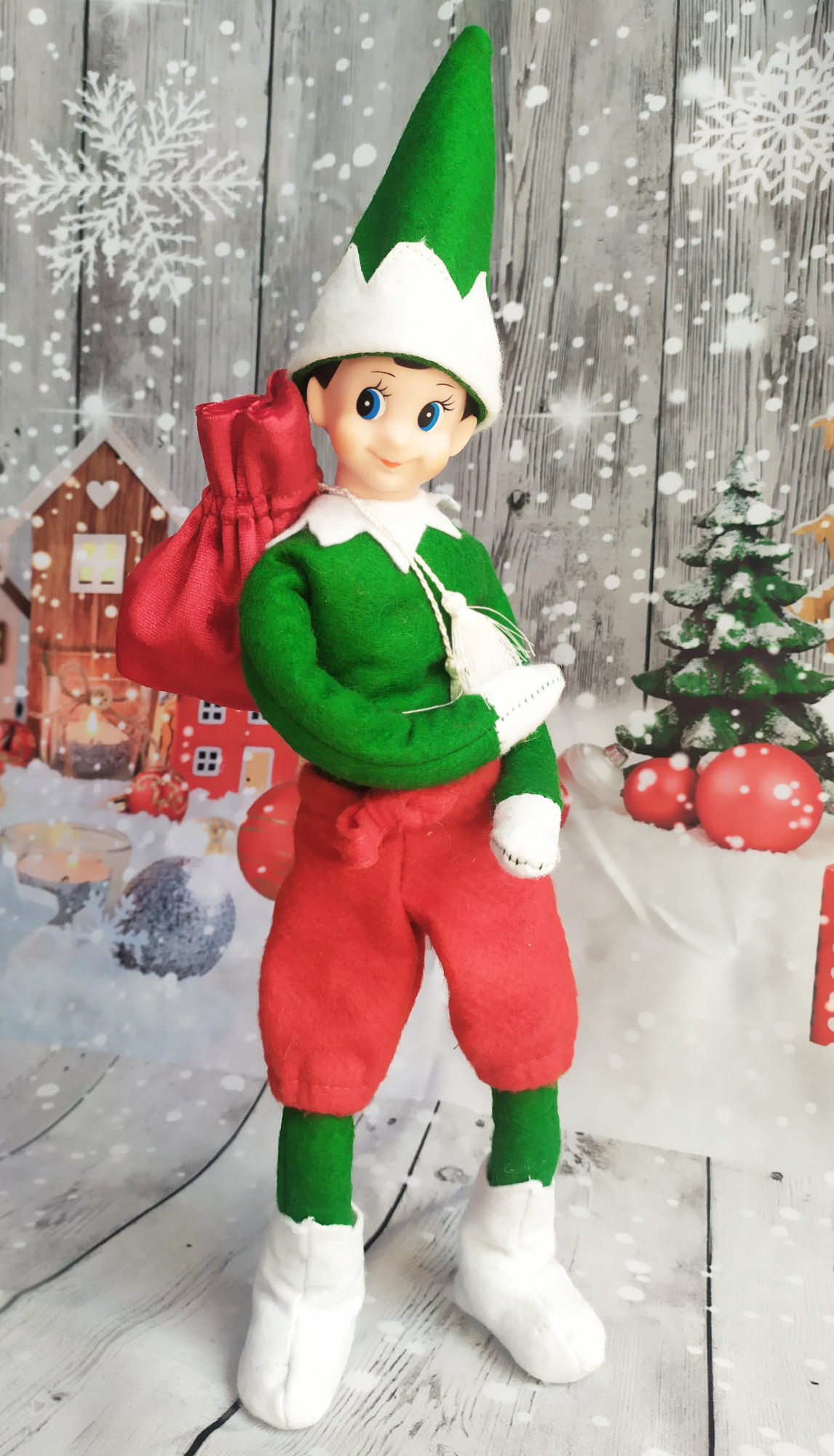 Lutin farceur de Noël Aux côtés de bébé – Aux Côtés de Bébé